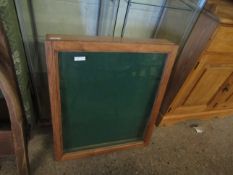 OAK FRAMED TABLE TOP LIFT UP CABINET WITH BAIZE LINED INTERIOR