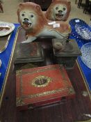 PAIR OF SADLER LION FORMED ORNAMENTS, PEPPER GRINDER AND VINTAGE TINS