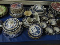 QUANTITY OF BOOTHS REAL OLD WILLOW DINNER WARES, PLATES, CUPS, SAUCERS, TUREENS ETC