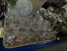 TRAY CONTAINING MODERN WINE GLASSES ETC