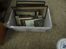 BOX CONTAINING MIXED PRINTS, PICTURES ETC