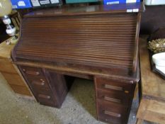 EARLY 20TH CENTURY OAK FRAMED TAMBOUR FRONTED TWIN PEDESTAL DESK WITH PIDGEON HOLED INTERIOR