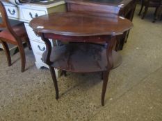 EDWARDIAN WALNUT TWO-TIER OCCASIONAL TABLE WITH SHAPED SUPPORTS ON TAPERING SQUARE LEGS
