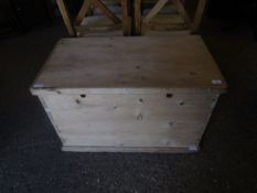PITCH PINE LIFT UP TOP BLANKET BOX WITH VOID INTERIOR