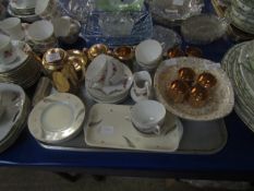 TRAY CONTAINING MIXED GOLD LUSTRE TEA WARES, BURLEIGH FERN LEAF PART DESSERT SET