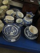 PART SET OF JOHNSON'S BROS WILLOW TEA WARES, A FURTHER SPODE ITALIAN JUG ETC