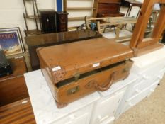 VINTAGE SUITCASE