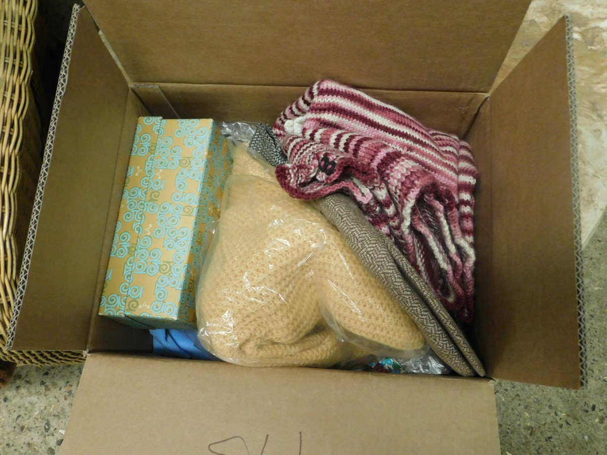 BOX CONTAINING ASSORTED VINTAGE CLOTHING AND FABRICS