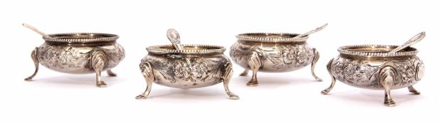 Four Victorian cauldron salts, each with beaded rims, floral and foliate embossed bodies with vacant