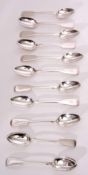 Mixed Lot: comprising five Victorian provincial Fiddle pattern tea spoons, length 13.5cm, Exeter