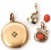 Mixed Lot: stamped 585 triangular shaped open work pendant, the centre set with a small 8-cut