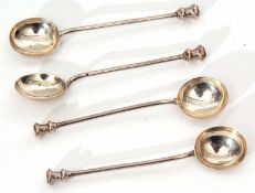 Four George V seal top coffee spoons, combined weight approx 41gms, Birmingham 1928, maker's mark AC