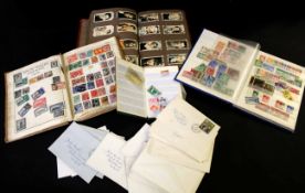 New Zealand small mint and used stamp collection in a Plymouth album + an album and 2 stock books,