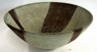 Eileen Lewenstein (1925-2005) Studio Pottery bowl with grey brown streaked design, 23cm diam