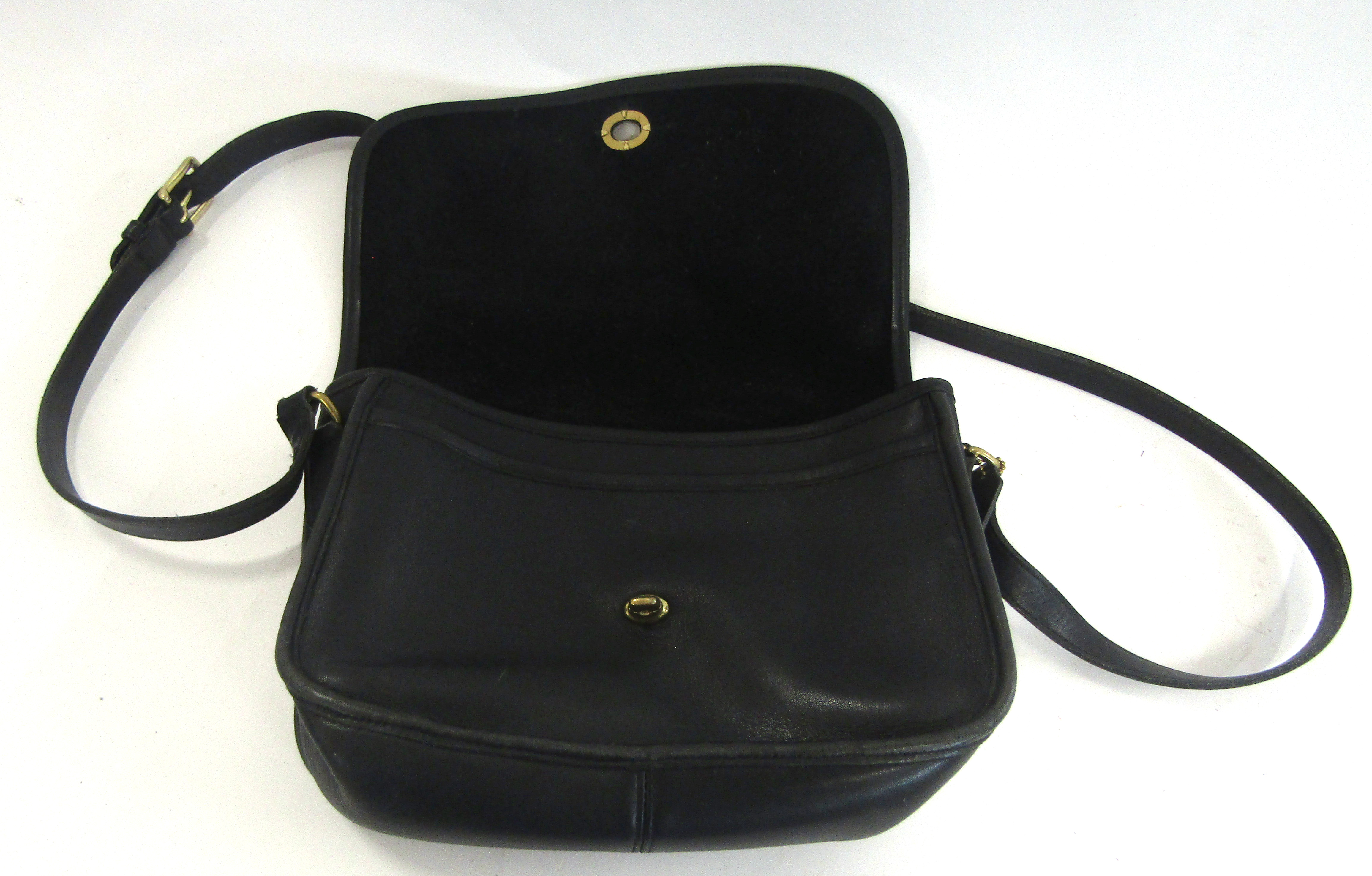 Ladies black patent leather handbag by Coach, ref no J10-9790 - Image 2 of 2