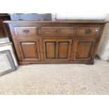 20TH CENTURY LOW SIDEBOARD, WIDTH APPROX 152CM