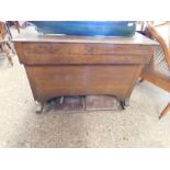 GOOD QUALITY OAK FRAMED SMALL PROPORTIONED ORGAN