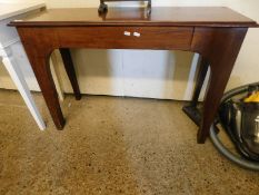 MAHOGANY FRAME SINGLE DRAWER SIDE TABLE WITH PLANKED LEGS