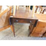 GEORGIAN MAHOGANY DROP LEAF PEMBROKE TABLE WITH FULL WIDTH DRAWER ON TURNED LEGS