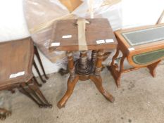 VICTORIAN WALNUT CIRCULAR OCCASIONAL TABLE WITH INLAID DETAIL WITH FOUR COLUMN SUPPORTS ON A