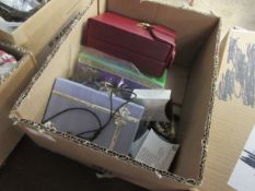 BOX CONTAINING MIXED COSTUME JEWELLERY ETC