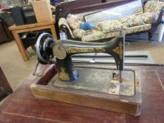 OAK CASED SINGER SEWING MACHINE