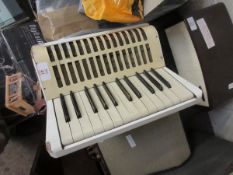 MAUGEIN FRERES PIANO ACCORDION