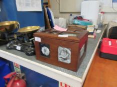 TEAK FRAMED BOX CONTAINING MIXED PHOTO ALBUMS