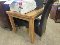 GOOD QUALITY MODERN LIGHT OAK SQUARE FORMED DRAW LEAF DINING TABLE AND A PAIR OF LEATHER L-SHAPED