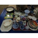 QTY OF MIXED CHINA WARES, DECORATIVE PLATES, WEDGEWOOD JASPER WARES ETC