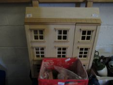 MODERN DOLLS HOUSE AND FURNITURE