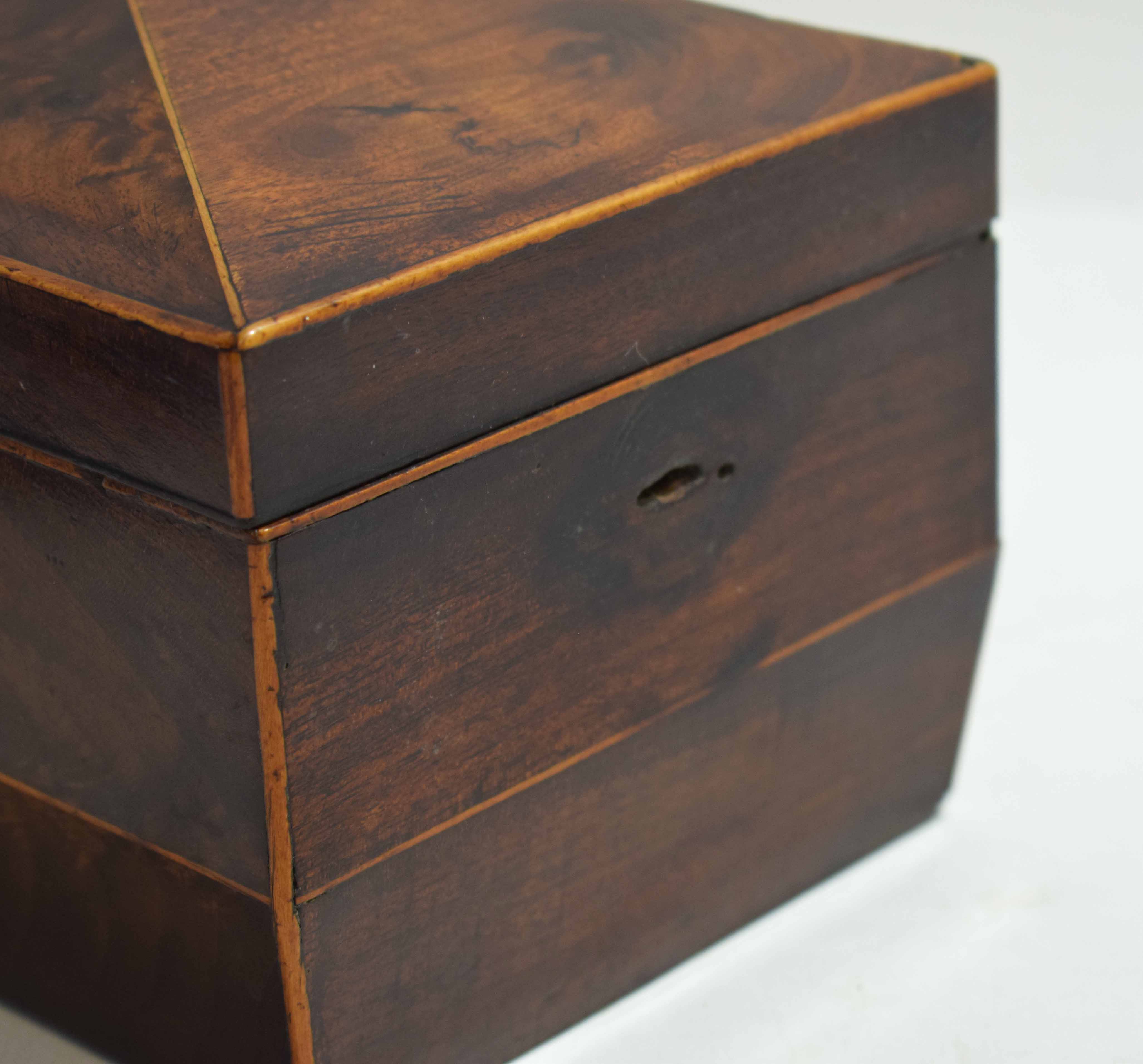 Georgian mahogany sarcophagus formed tea caddy with satinwood stringing with top brass handle with - Image 3 of 3