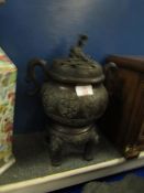 GOOD QUALITY BRONZE CENSER ON STAND WITH TWO SHAPED HANDLES WITH PIERCED LID AND DRAGON FINIAL