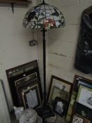 REPRODUCTION TIFFANY STYLE STANDARD LAMP