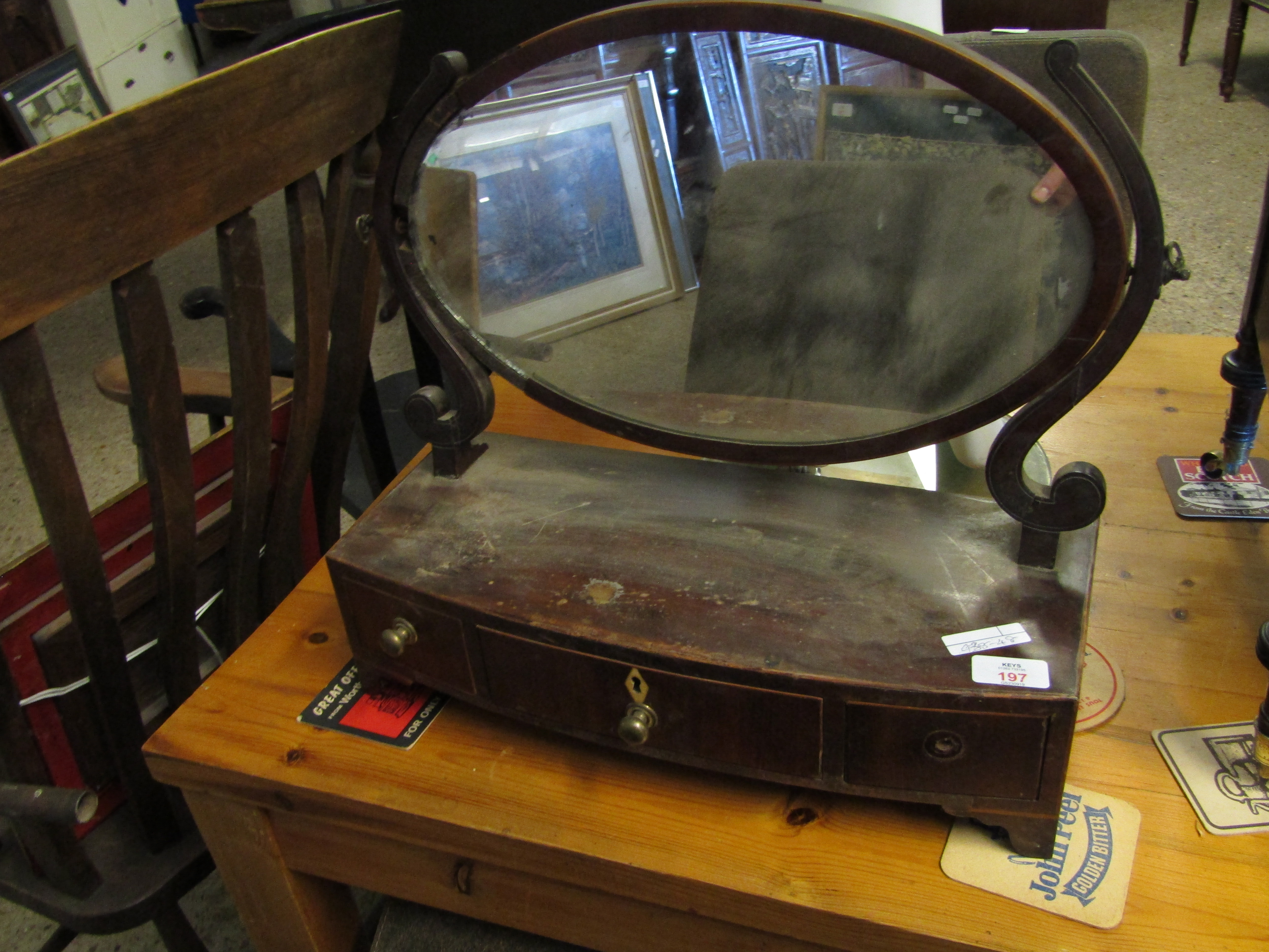 GEORGIAN MAHOGANY BOW FRONTED DRESSING TABLE MIRROR WITH OVAL MIRROR WITH THREE DRAWERS (A/F)