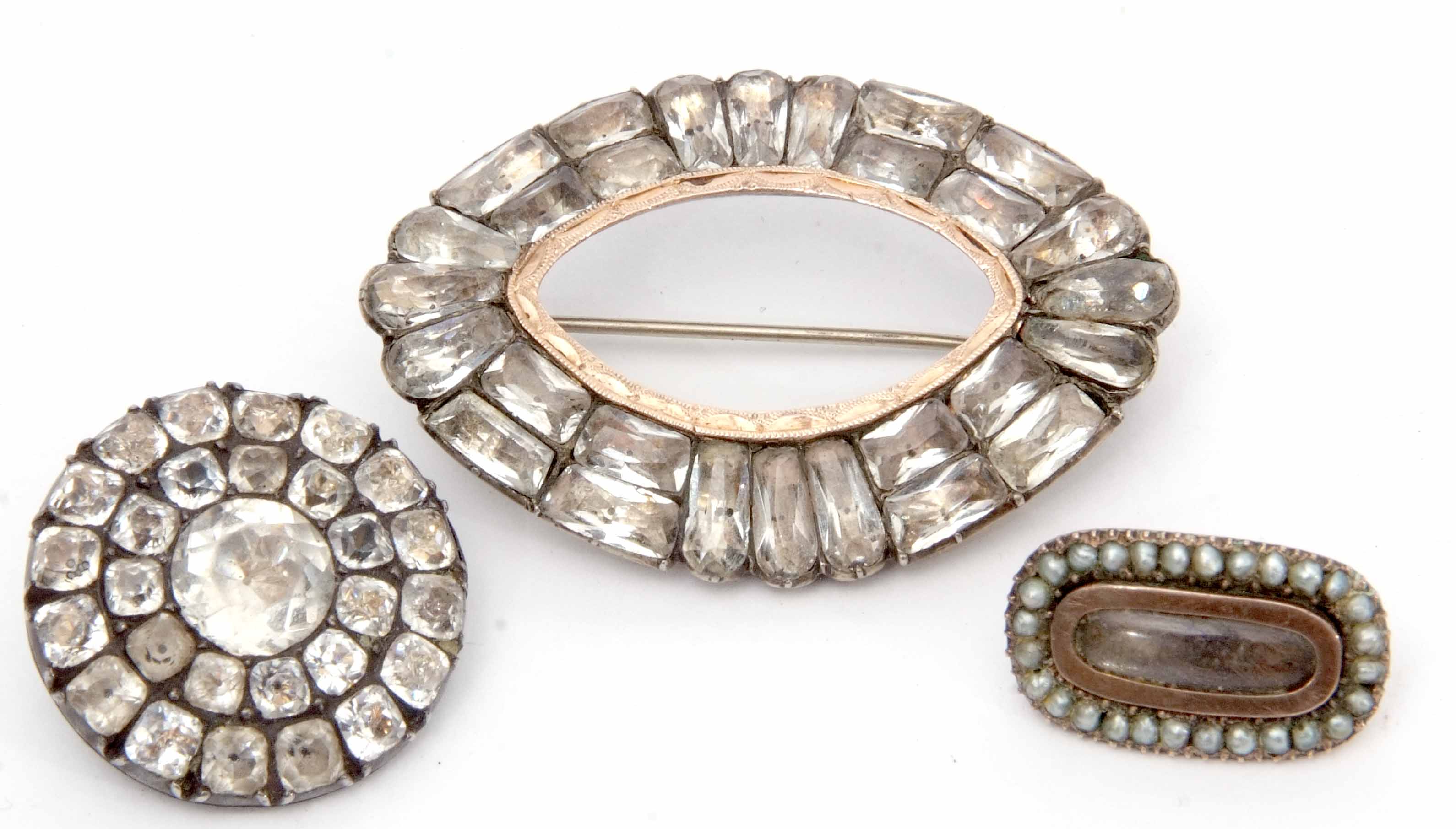 Mixed Lot: Georgian oval paste brooch, small Georgian brooch with glazed panel and seed pearl