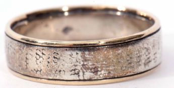 Quay Proctor-Mears wide band ring, chase decorated, stamped 925, maker's mark QPM, size X