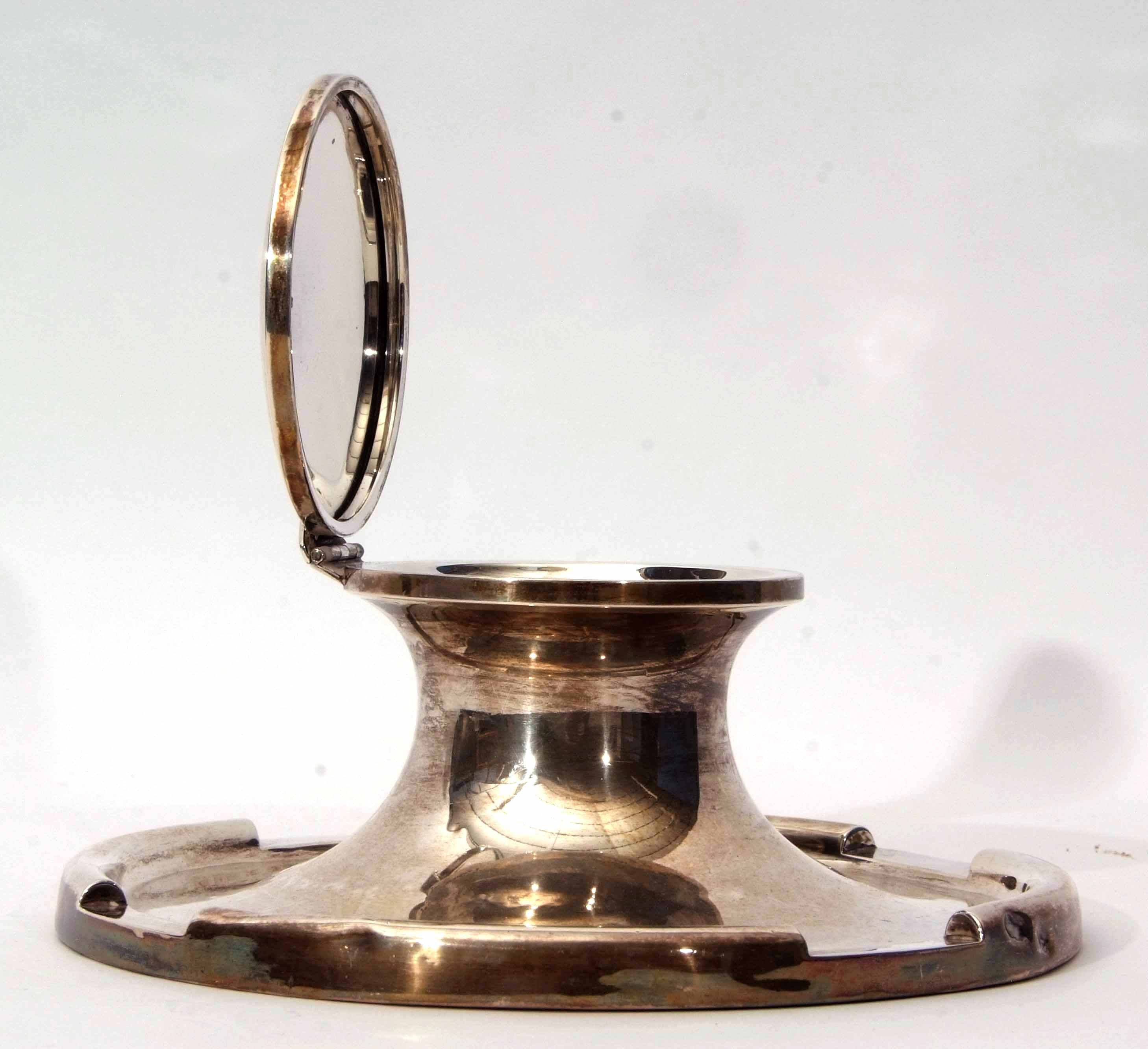 Edward VII presentation engraved oversized capstan inkwell of typical form, the hinged and domed - Image 2 of 4