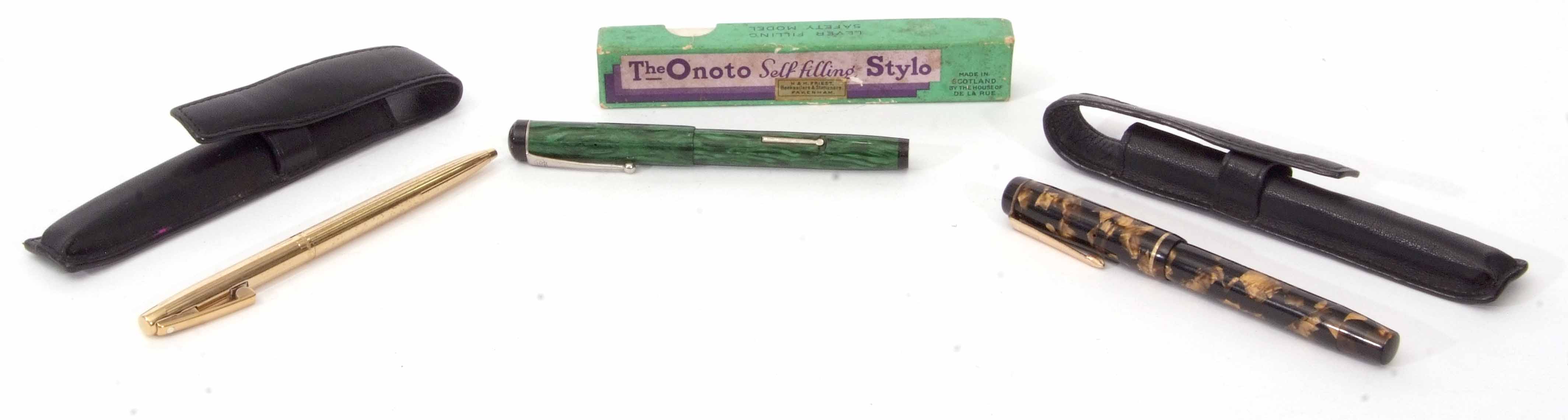 Mixed Lot: comprising a composite green finished pen with screw down cover and chrome finished - Image 3 of 3