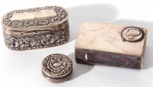 Mixed Lot: comprising an Edward VII snuff box of hinged oval form with all over embossed floral