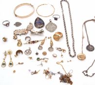 Mixed Lot: quantity to include silver Mizpah brooch, rolled gold bracelet, butterfly wing pendant