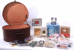 Large vintage hat box to include various costume jewellery, necklaces, brooches, earrings etc