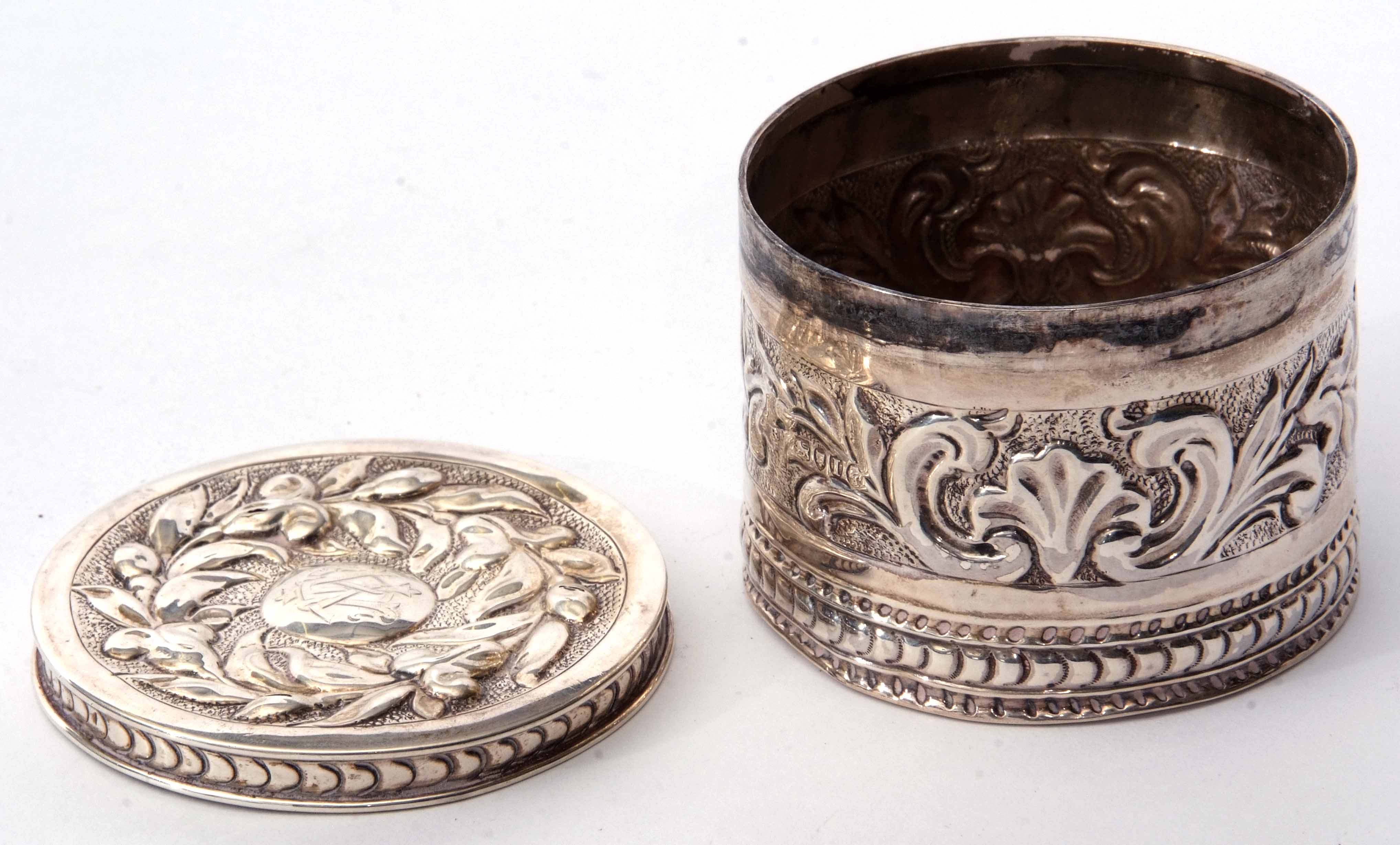 Victorian cylindrical dressing table canister, the pull off cover with embossed floral and foliate - Image 2 of 2