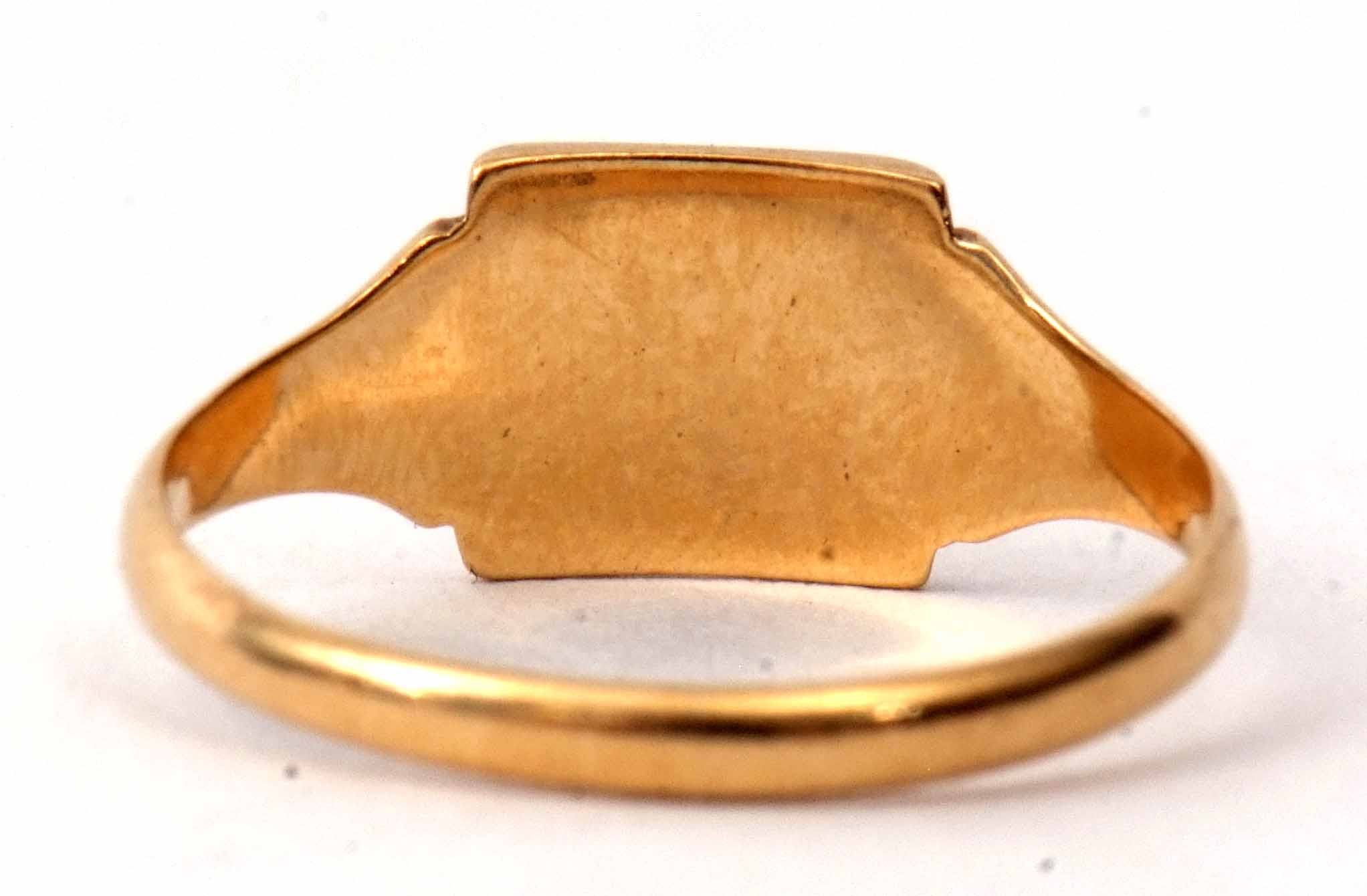 An 18ct gold signet ring, the square panel engraved with initials, hallmarked Birmingham 1934, 1. - Image 3 of 4