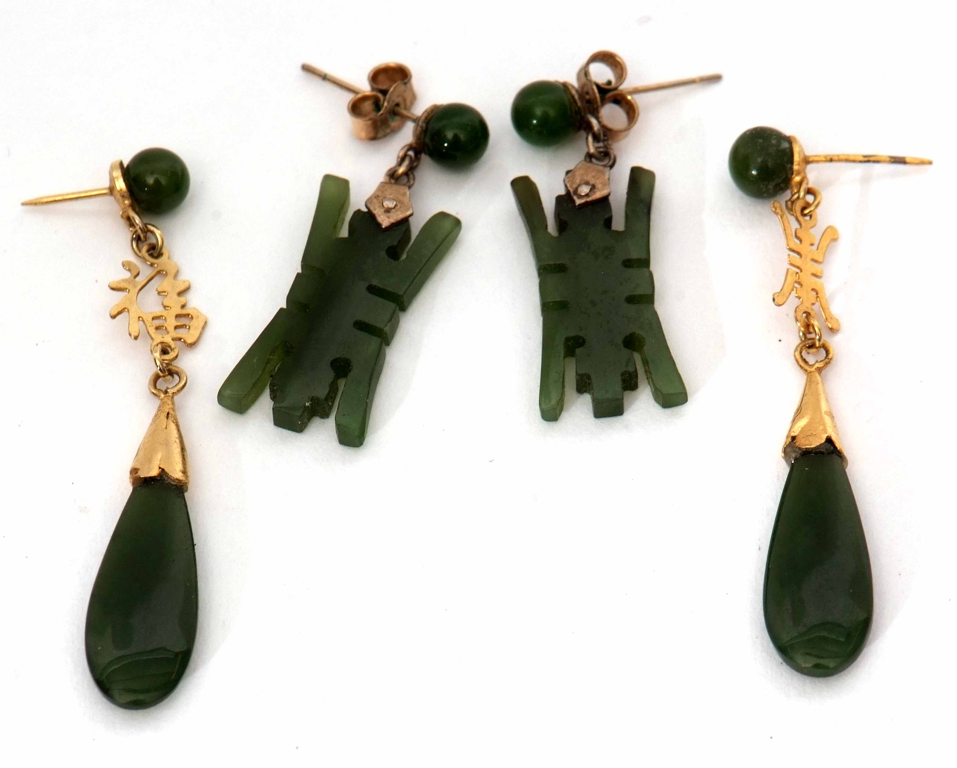 Mixed Lot: two pairs of modern jade earrings in gilt metal mounts (2)