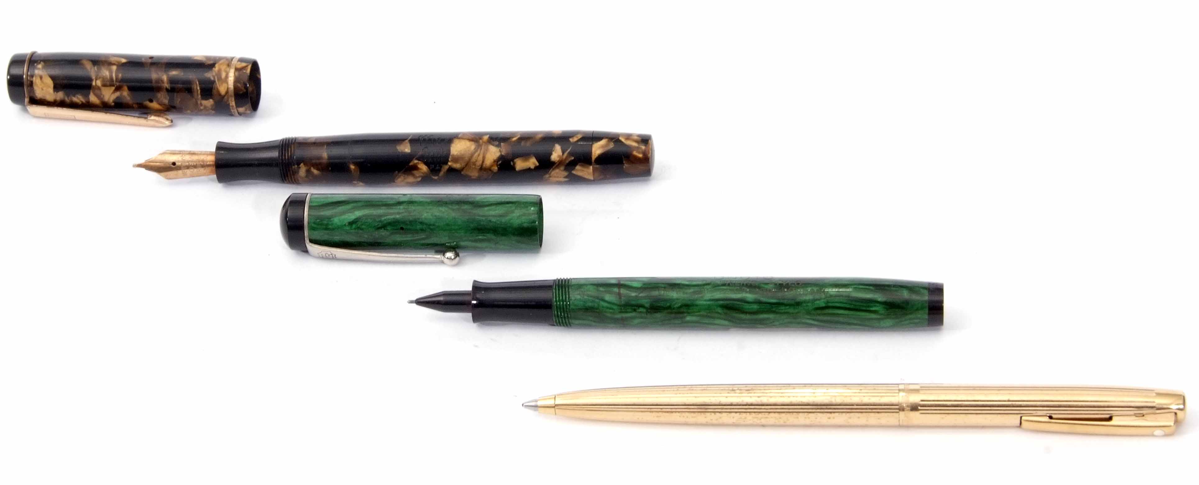 Mixed Lot: comprising a composite green finished pen with screw down cover and chrome finished - Image 2 of 3