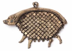 Early 20th century Continental gilt metal mesh coin purse modelled in the form of a pig with