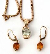 Mixed Lot: 375 stamped chain, 4.2gms, a 9K marked pendant, together with a pair of modern 9ct gold