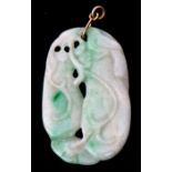 Carved jade pendant of oval pierced form with green vibrant highlights on a yellow metal bale, 4 x