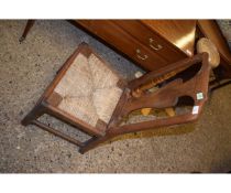 18TH CENTURY MAHOGANY SPLAT BACK DINING CHAIR WITH DROP IN RUSH SEAT